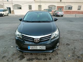 Toyota Avensis 2014
