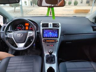 Toyota Avensis 2014