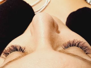 Extensiones de #pestañas. #Manicura, #pedicura #