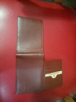 Billetera de piel Valleverde