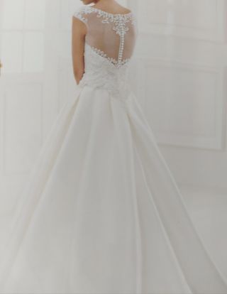 Vendo vestido de novia.