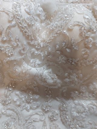 Vendo vestido de novia.