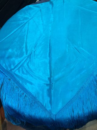 Pico azul con flecos, 3€