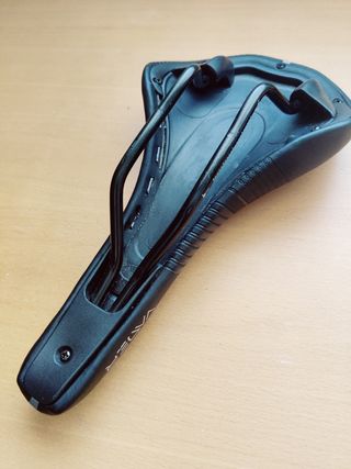 Sillín de Bicicleta - Impermeable y Ergonómico