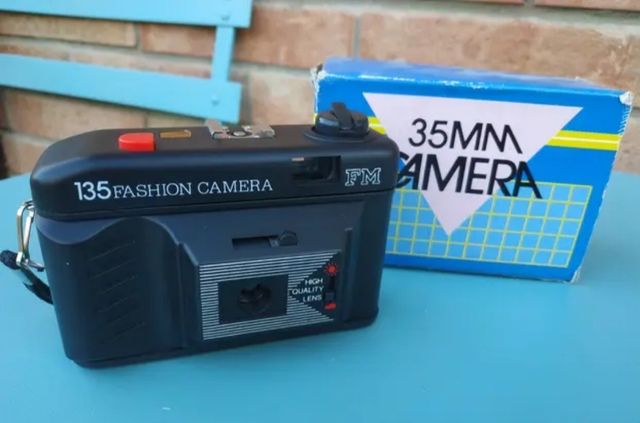 135 Fashion Camera FM