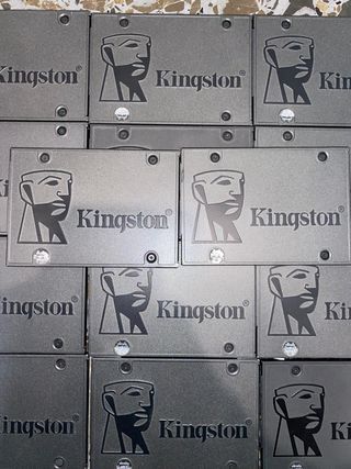 12 Discos Duros SSD Kingston 120GB