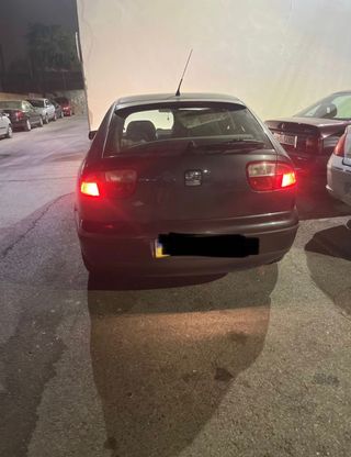 SEAT Leon 2000