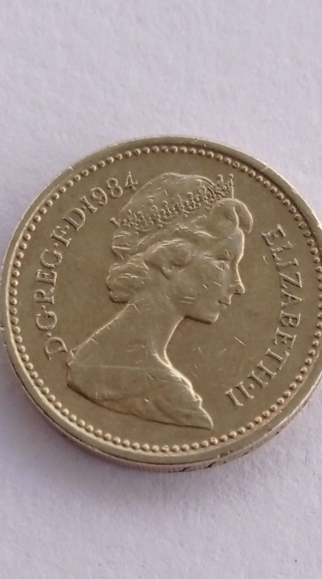 one pound una libra 1984 error leyenda