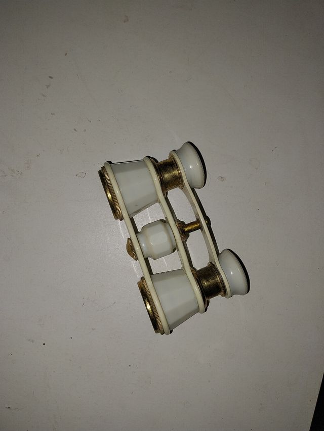 Binocoli dell'anno sovietico 1960