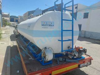 DEPOSITO DE 12000 LITROS PARA TRANSPORTE DE AGUA