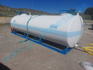 DEPOSITO DE 12000 LITROS PARA TRANSPORTE DE AGUA