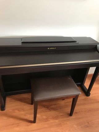 Piano KAWAI CN34R
