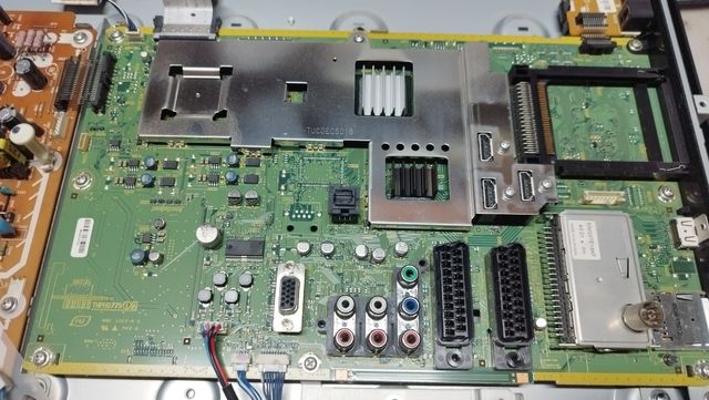 Despiece tv Panasonic TX-L32G10