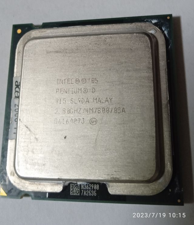 Intel Pentiun 05 D915 2,80 GHZ