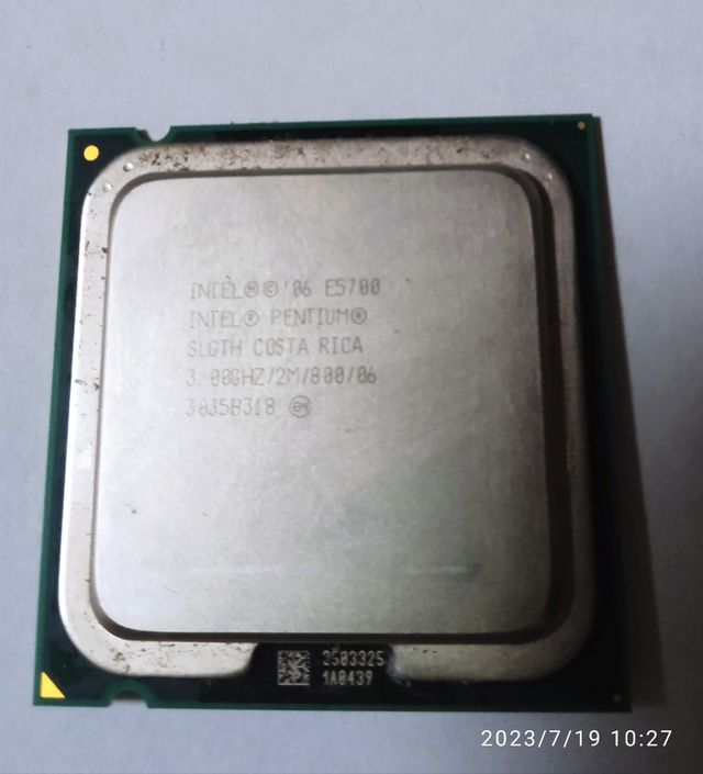 Procesador Intel Pentiun E5700 3.00GHZ