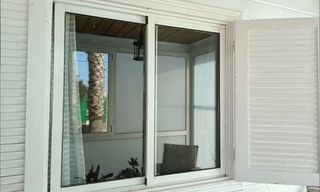 Ventana aluminio  y contraventanas mallorquinas