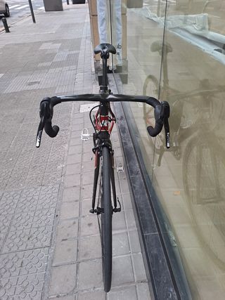 Bicicleta de carretera Goka Carbono