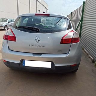 Despiece RENAULT Megane III 1.5 dCi 85 cv año 2009