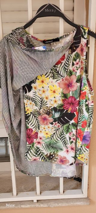 Camiseta desigual .Muy desigual