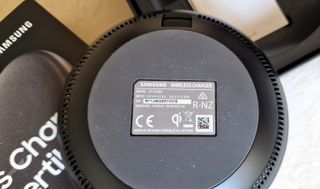 SAMSUNG WIRELESS CHARGER CONVERTIBLE