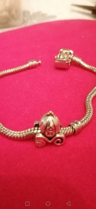 Charm carroza