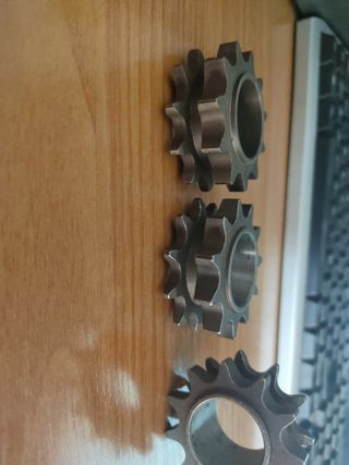 Piñones doble mobylette