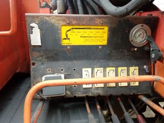 Pegaso  1223 Con grúa Palfinger