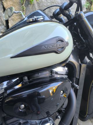 ocasionmoto Suzuki volusia 800.