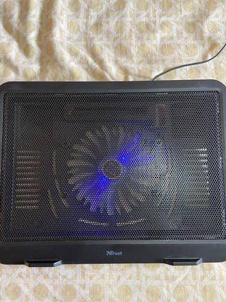 Base refrigeración portátil hasta 15,6'