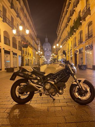 Ducati Monster 696 2008