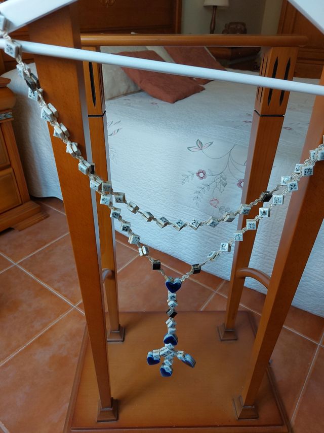 Rosario de porcelana