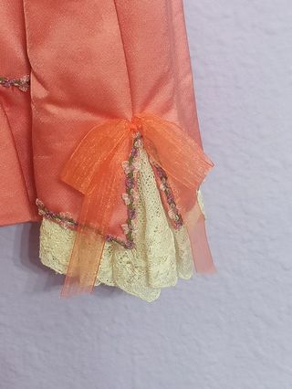 Traje de fallera con manteletas