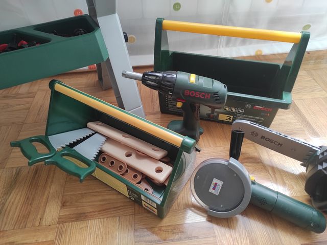 Banco de herramientas juguete Bosh