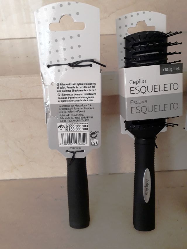 Cepillos de pelos cabellos nuevos alta calidad