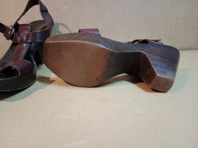 Zapatos de mujer T. 40