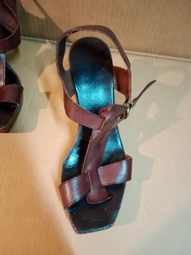 Zapatos de mujer T. 40