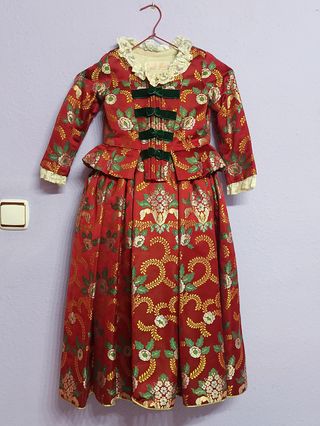 Traje de fallera niña