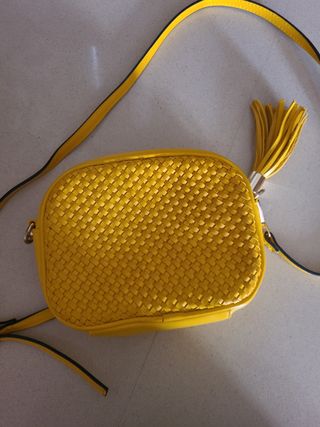 Bolso amarillo