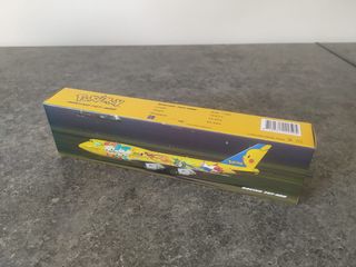 Precioso avion BOEING 747 ANA POKEMON 1:250