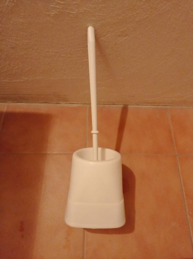 Escobilla baño