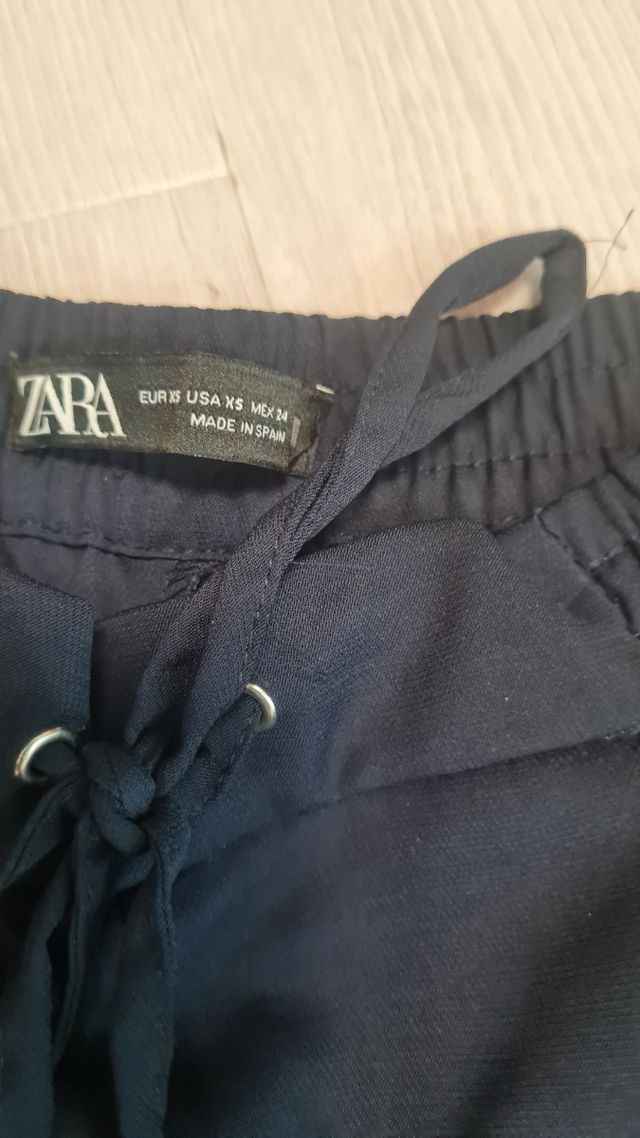 Pantalone blu in tessuto crepe zara