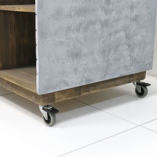 Mobiliario industrial procedente tienda Desigual