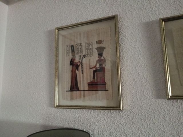 Papiros egipcios enmarcados