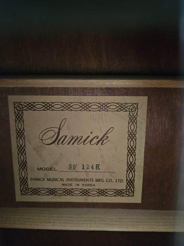 Guitarra acústica Samick