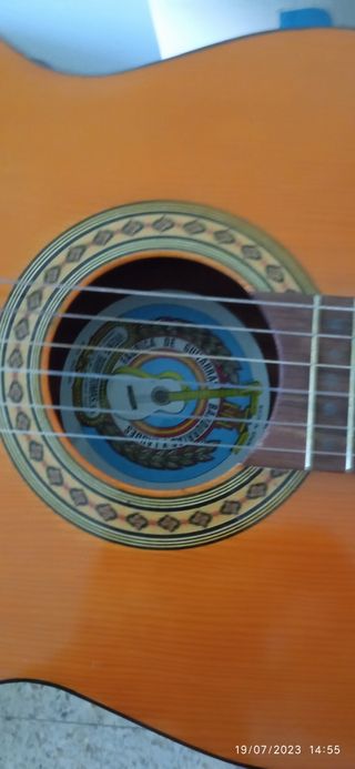 GUITARRA ESPAÑOLA