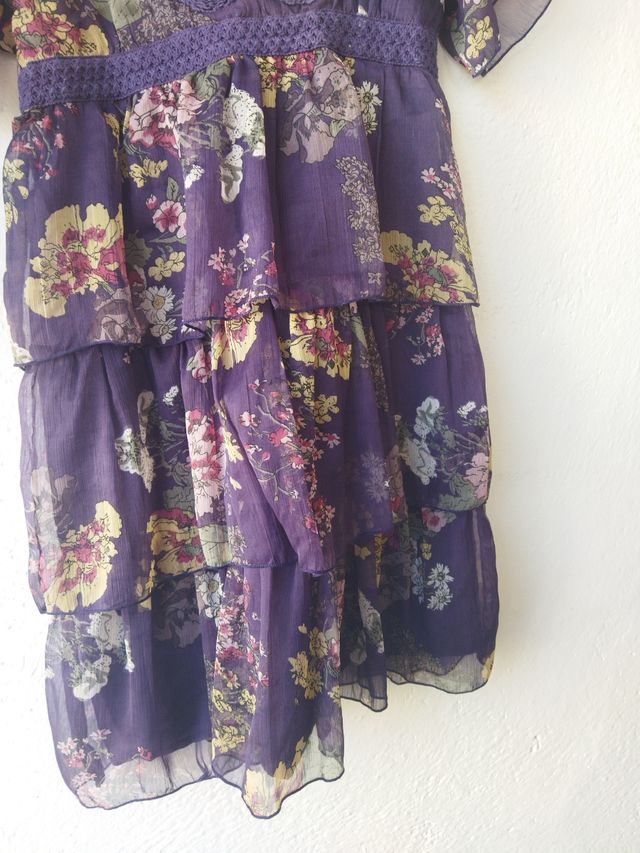 Vestidito de gasa suelto morado Stradivarius t. M