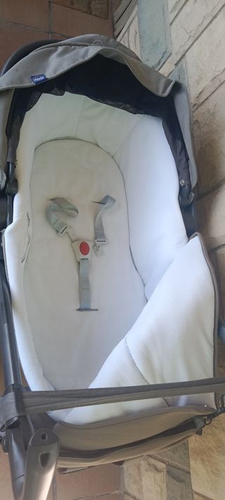 carrozzina bebè da 0 a 5 anni Chicco TRIO LOVE 3 pezzi