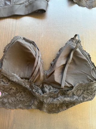 Sujetadores o tops encaje y deportivo