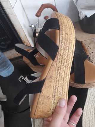 sandalias cuña