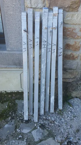 REGLAS Y PUNTALES ALUMINIO DE CONSTRUCCIÓN.